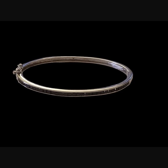 925 Sterling Silver Square Cut Black 7" Hinged Bangle Bracelet - Picture 7 of 8